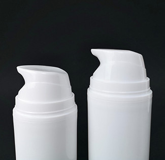 Bottiglia improvvisa senz'aria di plastica cilindrica 30ML 50ML 100ML 150ML della pompa della lozione dei pp